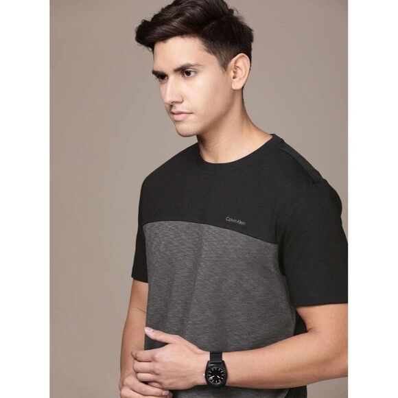 Calvin Klein Colorblock  T Shirt Size Small Black Grey - Picture 1 of 8